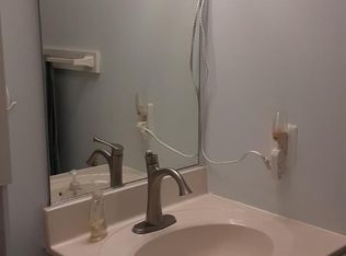 412 Wildwood Ave APT A, Mount Airy, MD 21771