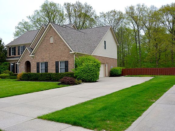 3rd image of 9159 Iris Ln
