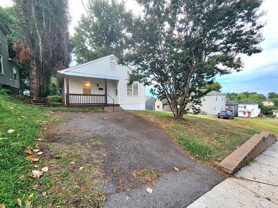 1st image of 1005 4th St