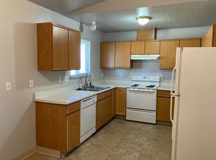 1900 N Fawnwood Ct, Nampa, ID 83687