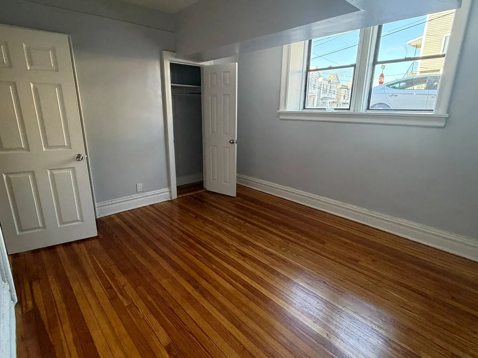 164 Thorne Street — Photo 2