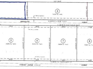 Groveland Ave, Three Rivers, MI 49093