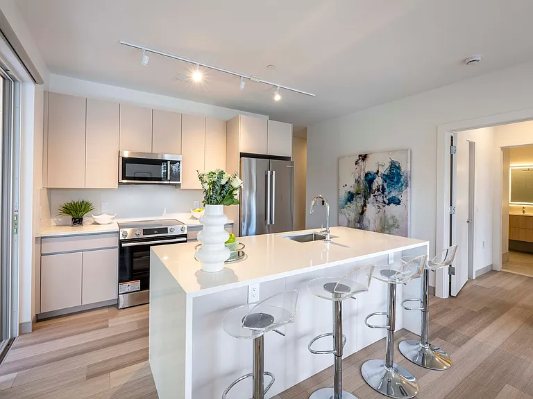 Wilton Center Lofts — Photo 8