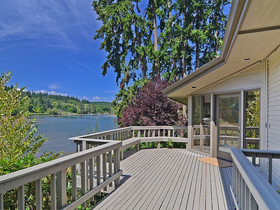 1st image of 1806 Eagle Harbor Ln NE
