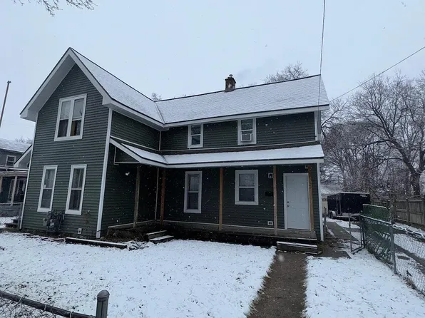 47 Straight Ave SW, Grand Rapids, MI 49504