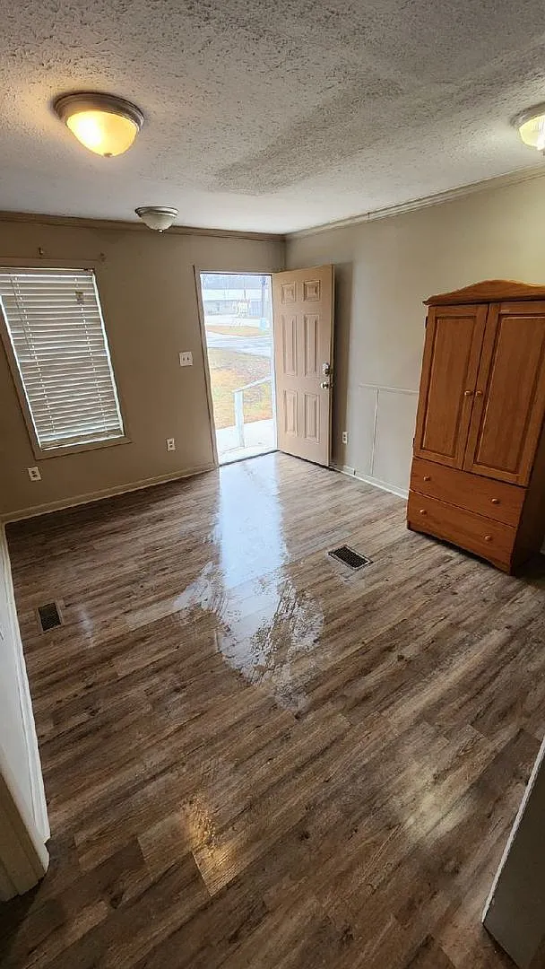 Monthly Paid Rent — Photo 4