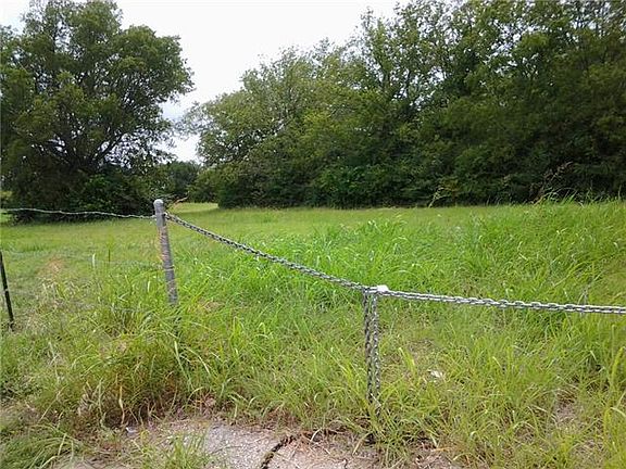 4th image of 7535 University Hills Blvd