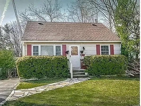 4 Boynton Pl, Suffern, NY