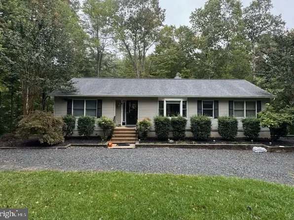 11753 Mandy Ln, Manassas, VA 20112