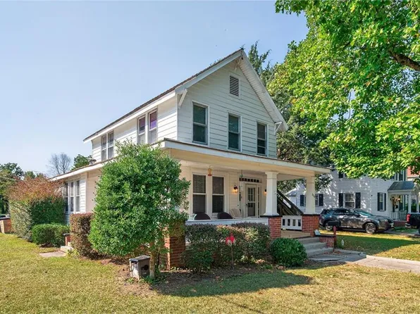 114 Maxwell Ave, Portsmouth, VA 23702