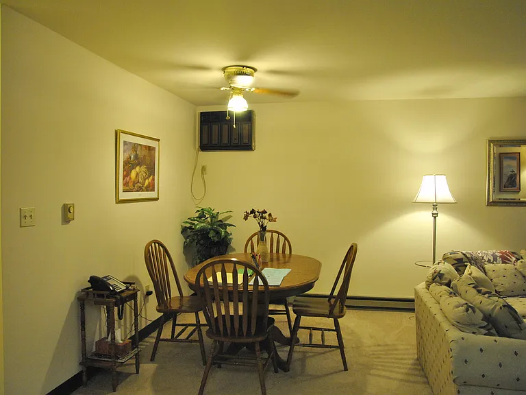 Londontowne and Robinwood Apartments — Photo 36