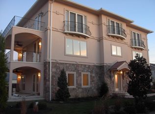 207 Shore Dr, Cape May, NJ 08204