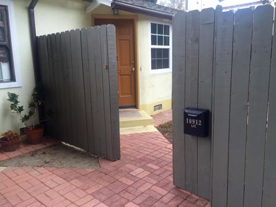 10912 Blix St, North Hollywood, CA, 91602