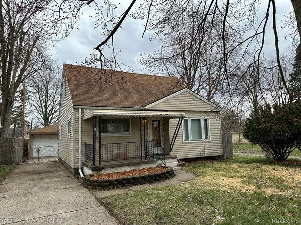 7249 Dodge St, Romulus, MI 48174