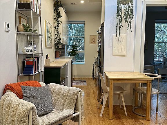 4th image of 68A Clifton Pl #4