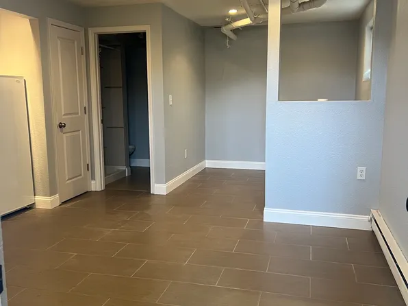 400 Morningside Dr SE #1, Albuquerque, NM 87108