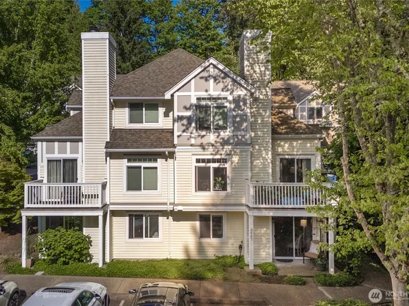 6825 SE Cougar Mountain Way, Bellevue, WA 98006
