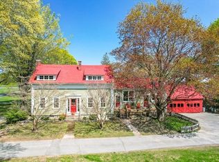 8 West St, Hadley, MA 01035