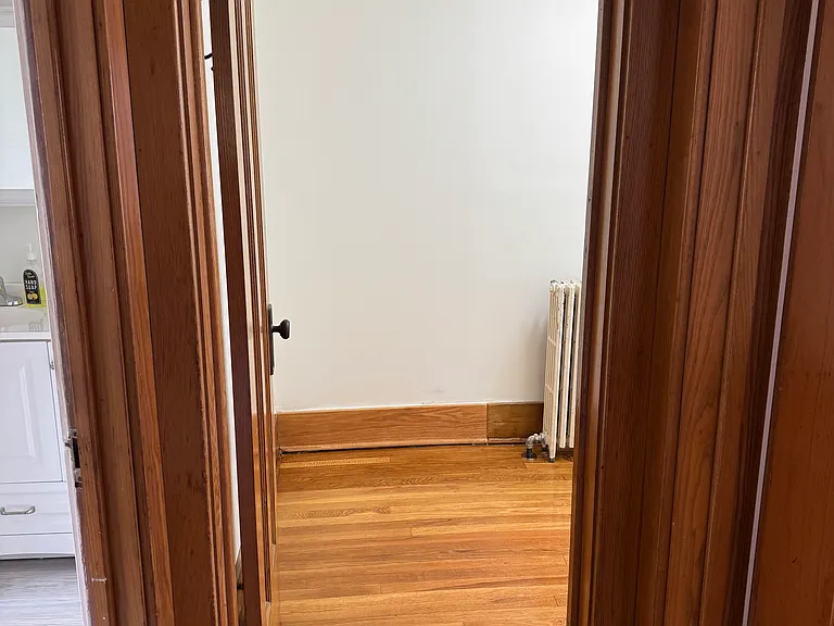 83 Navarre Rd — Photo 50
