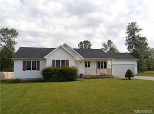 1340 Whitehaven Rd, Grand Island, NY 14072