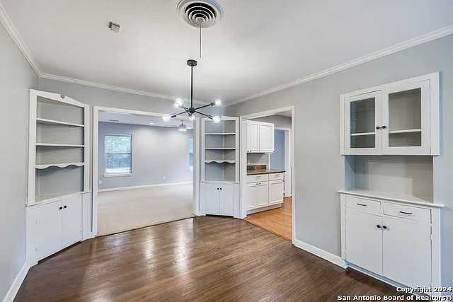 209 Harmon Dr — Photo 6