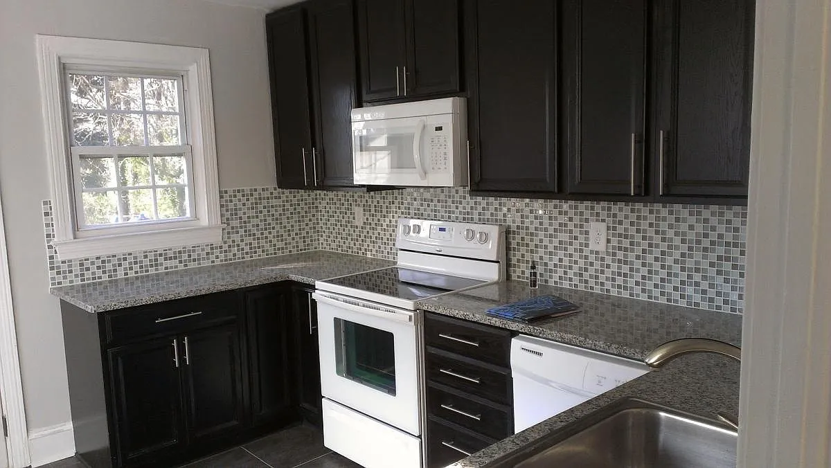 1003 N State Street — Photo 2