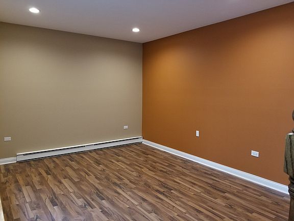 2nd image of 10440 S Mayfield Ave #2B