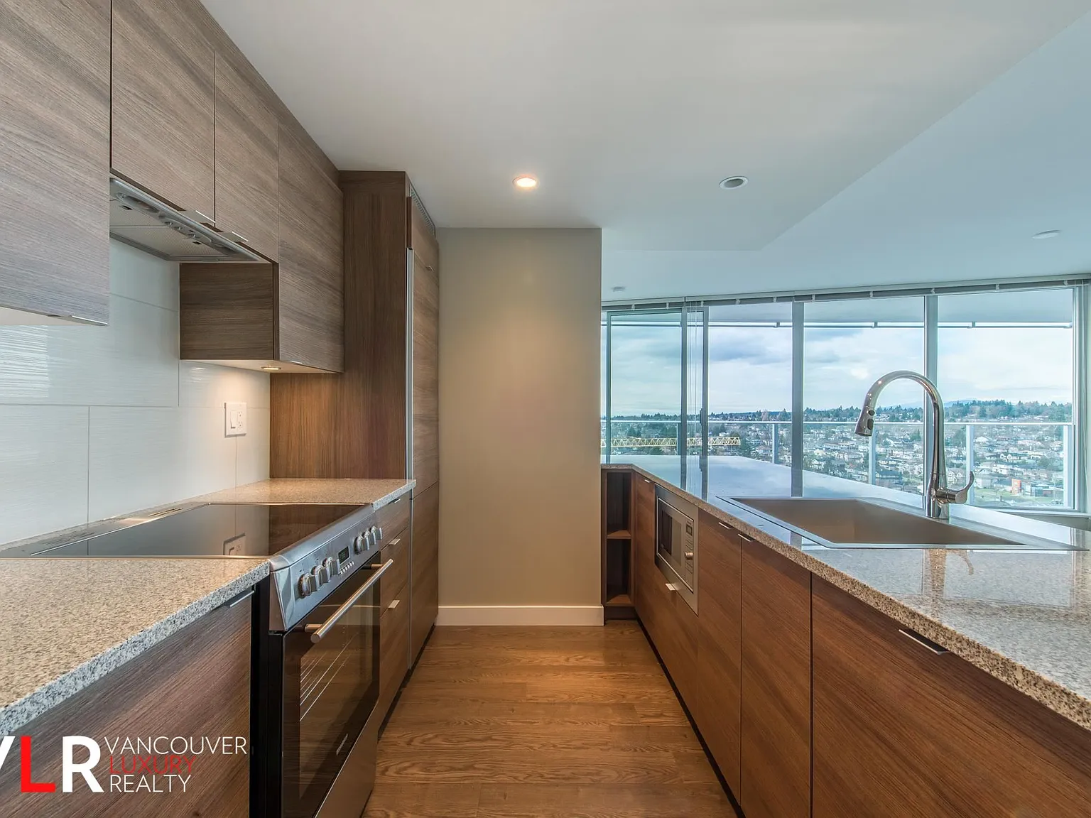 2 bed, 792 sqft, $2,995 — Photo 4