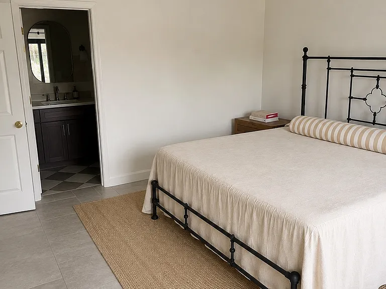 1031 Deerhaven Dr — Photo 24