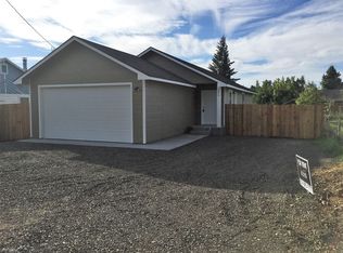 1215 Arkansas Ave, Tieton, WA