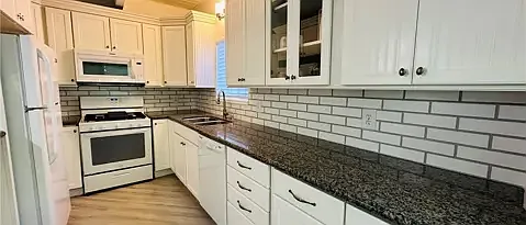 776 Lords Ln — Photo 25