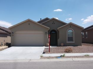 857 Blue Park Ave, Sunland Park, NM 88008
