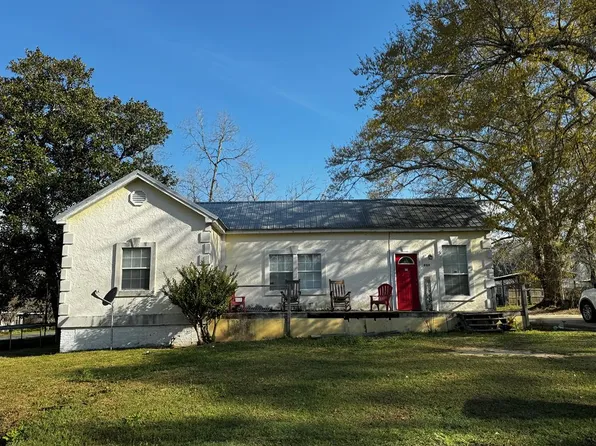 409 W 2nd St, Ocilla, GA 31774