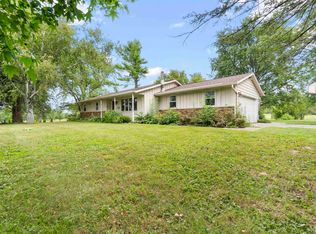 21956 Springer Ct, Morton, IL 61550