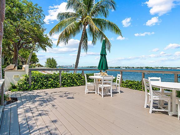 5th image of 5600 N Flagler Drive #2202