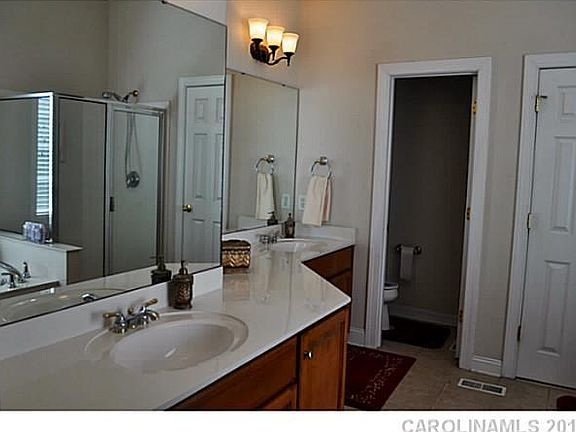 3rd image of 5080 Cramer Woods Dr