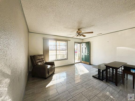 5th image of 4805 Ridgeway Dr