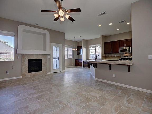 5th image of 13575 Luis Ave