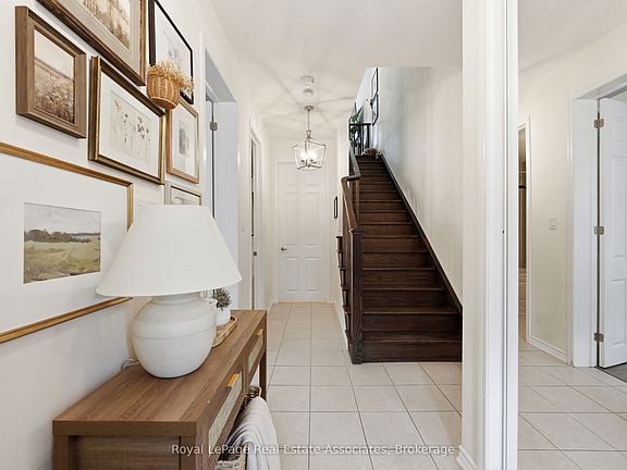 5th image of 1222 Rose Way #27