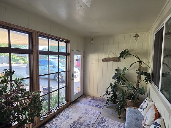 3rd image of 3308 Winesap Ln