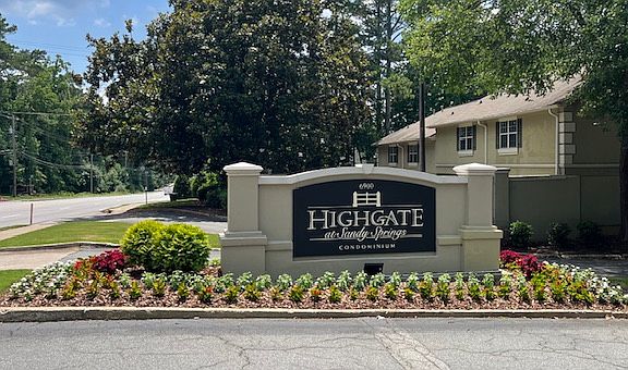 Landscaped gated community
