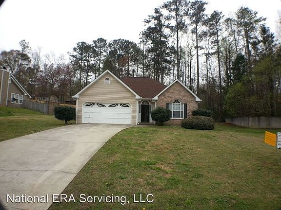 4th image of 446 Grove Hill Dr