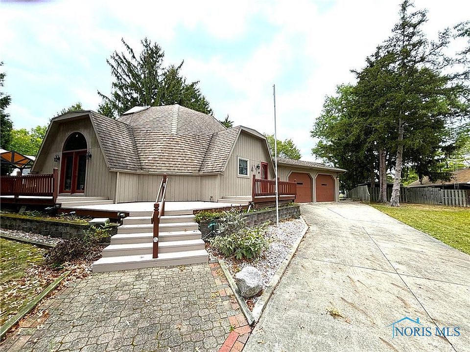 1st image of 624 Marilyn Dr