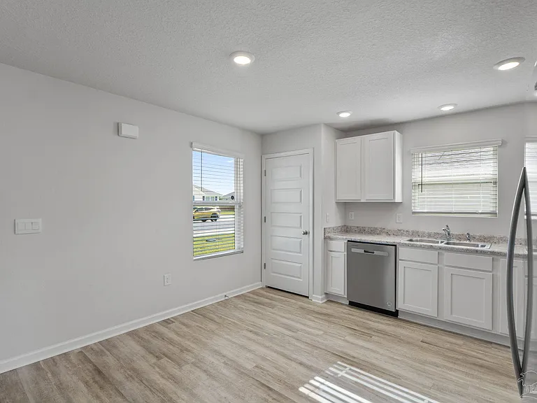 6222 June Bug Dr — Photo 9