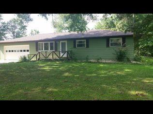 365 Greenview Rd, Centralia, IL 62801