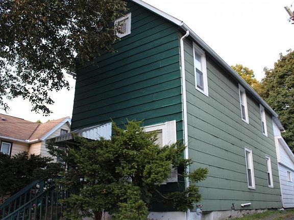 2nd image of 37 1/2 Hayes St