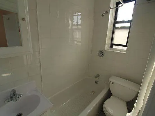 Rented by MPGL Realty Corp | media 28