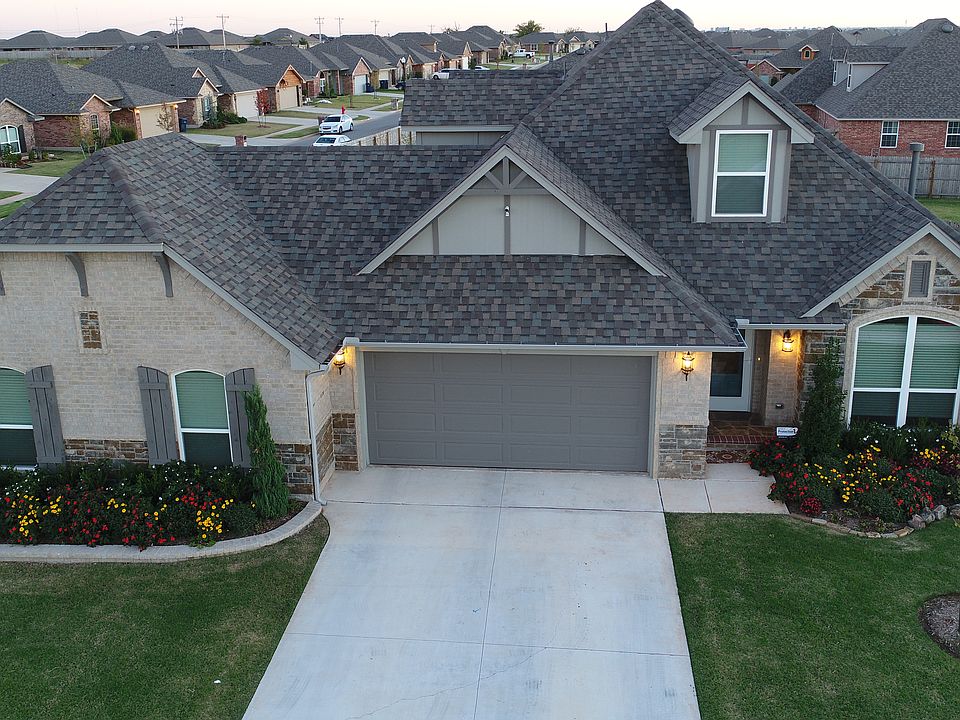 1st image of 2900 NW 184th Cir