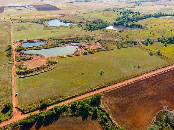 2nd image of 37.1 / Acres SE #90