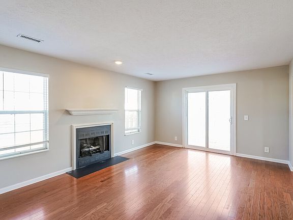 5th image of 901 Bexhill Ct